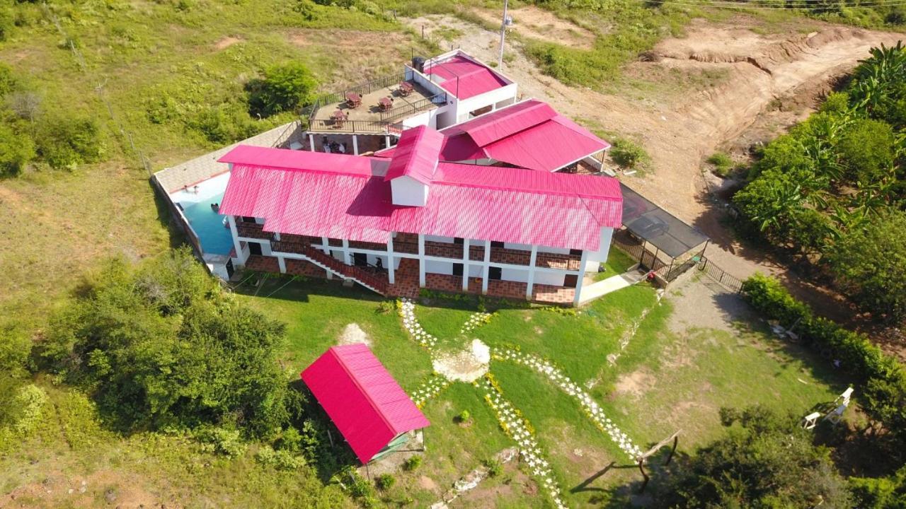 Cosmos Tatacoa Hotel Villavieja Ngoại thất bức ảnh